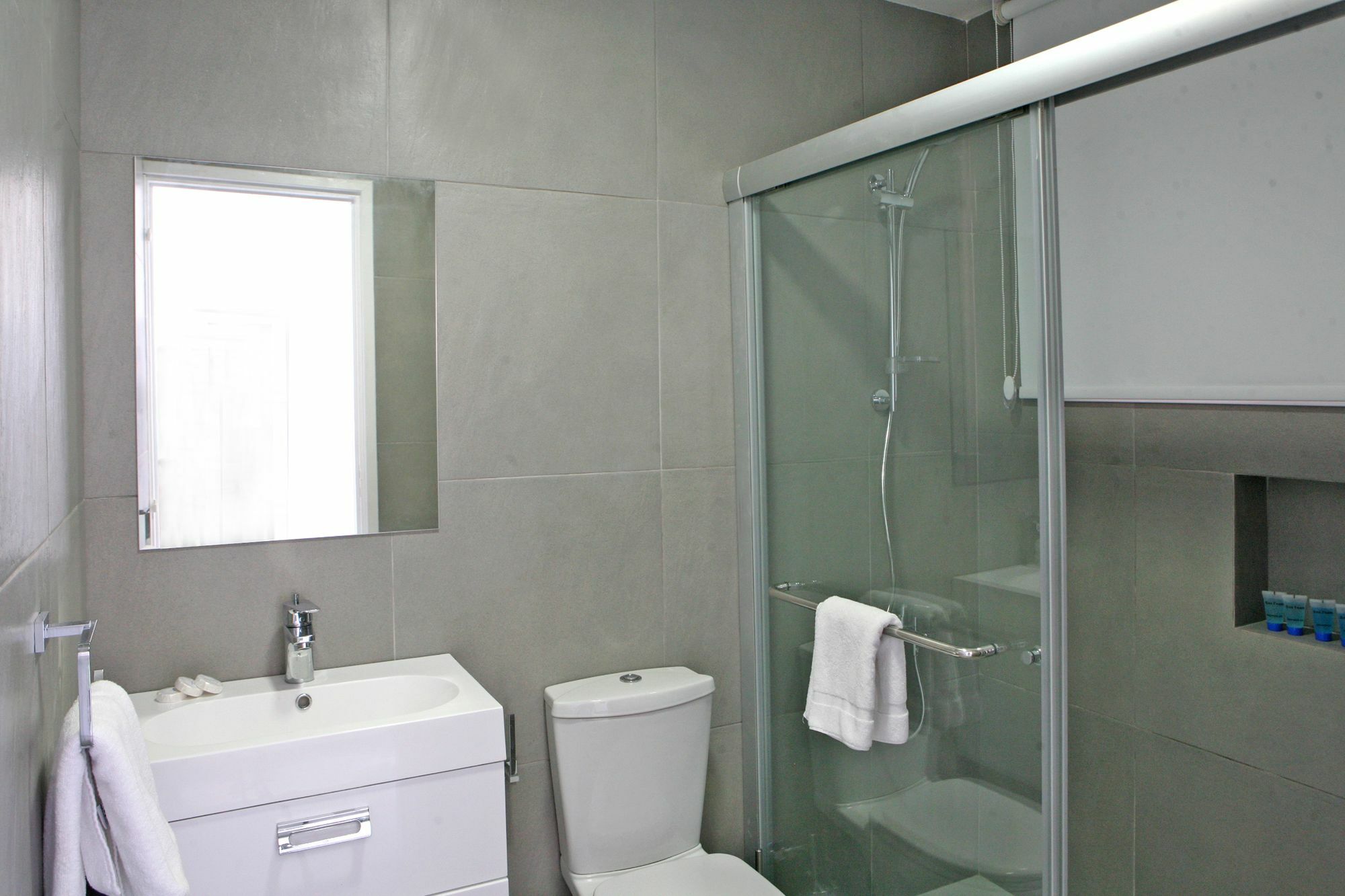 Corina Suites And Apartments Limassol Bagian luar foto